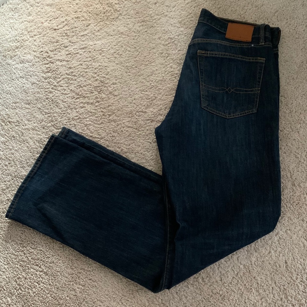 Men’s lucky brand relaxed straight jeans